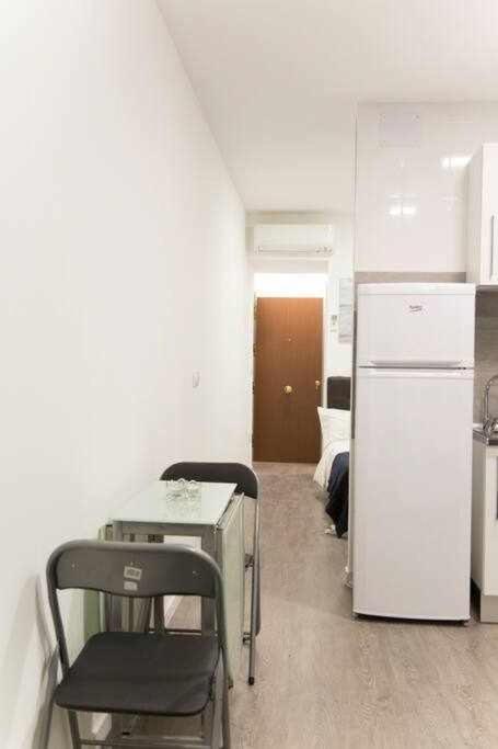 Comodo Y Agradable Estudio En Madrid Centro A5 Eksteriør billede